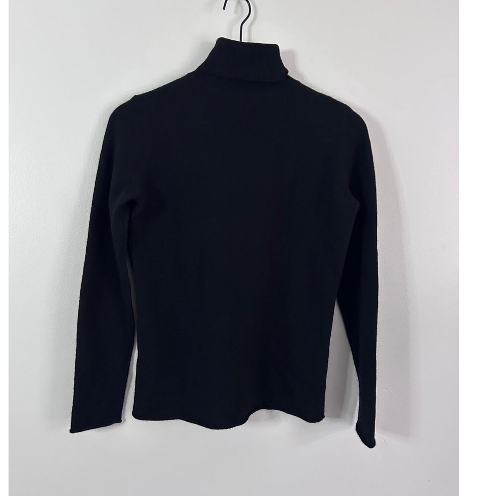 Neiman Marcus Black 100% Cashmere Turtleneck Sweater Size S Quiet Luxury
